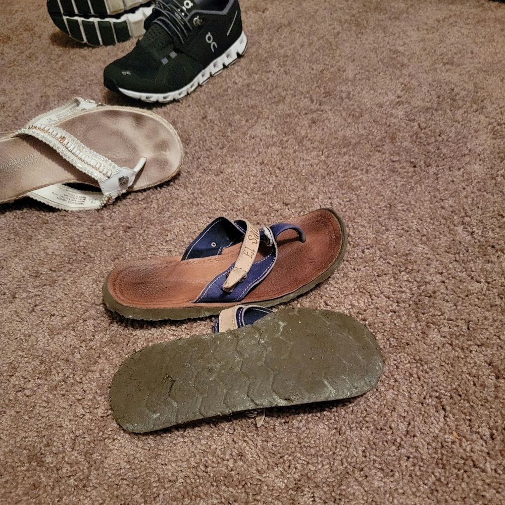 Panties, sandals - Picture 4 of 4